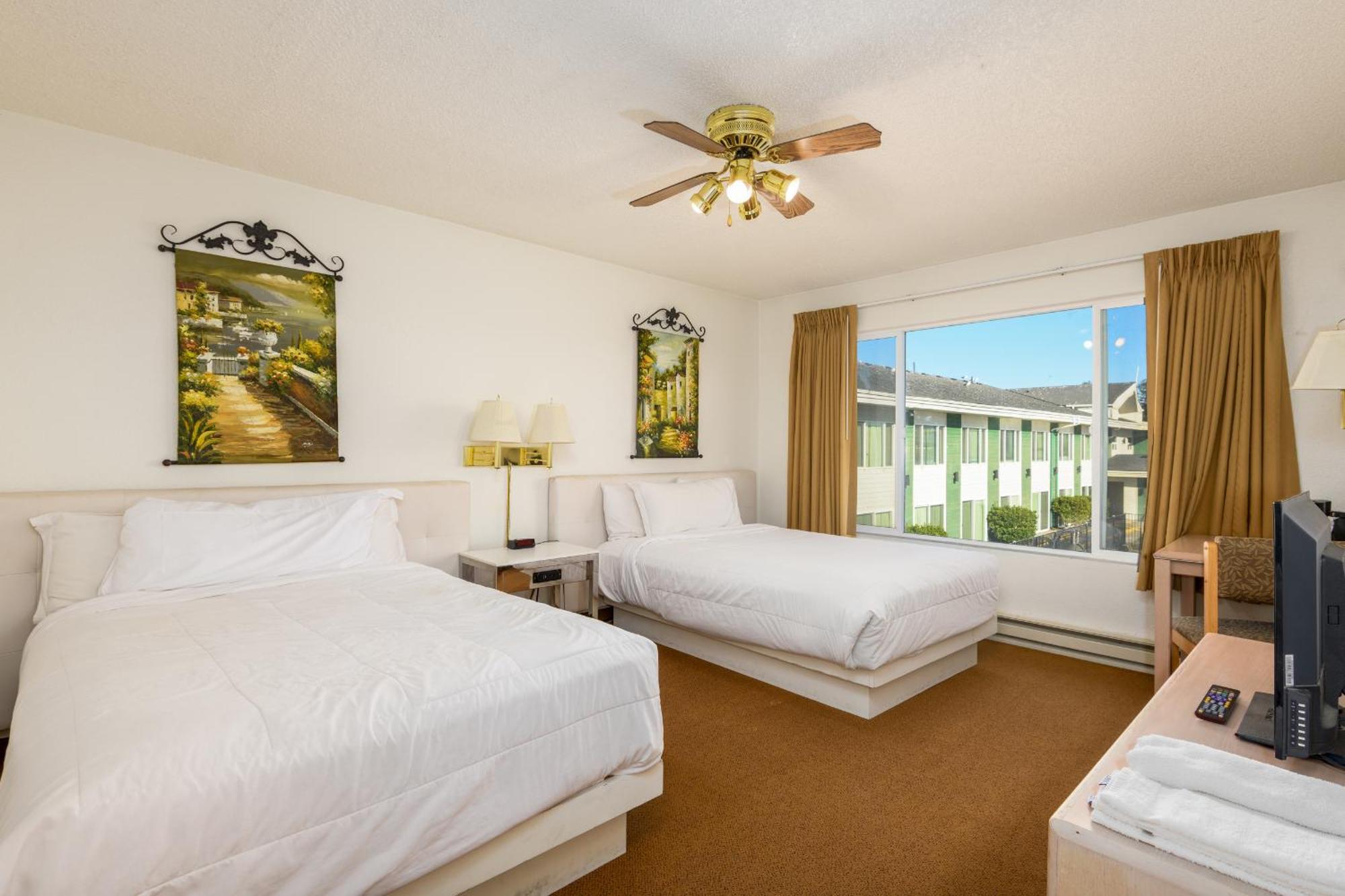 Alsi Resort Hotel Waldport Exterior photo