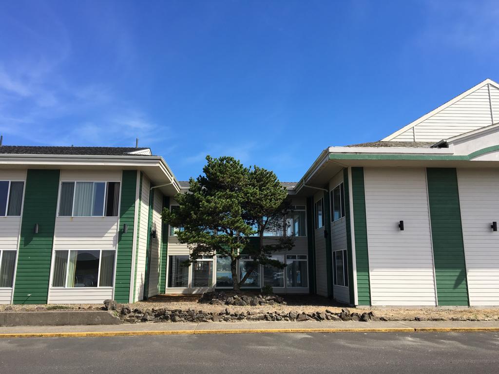 Alsi Resort Hotel Waldport Exterior photo